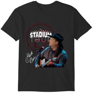Garth Brooks Stadium Tour 2022 Country Music Concert Fan Graphic Band T-Shirt 90